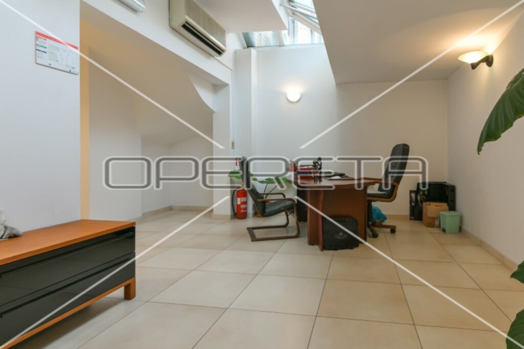 Image 6105670 - 5