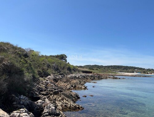 Istra, Medulin - 1. red do mora, T2 zona, 12 500 m2