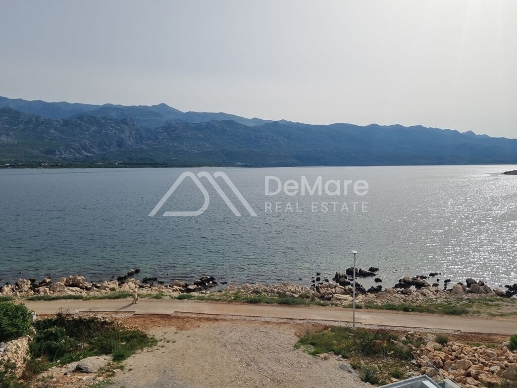 Image 6106704 - 25