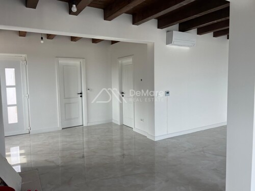 Thumbnail 6106711 - 12