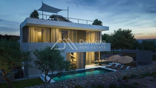 SUKOŠAN - Ekskluzivna VILLA s bazenom i krovnom terasom,100 m do plaže