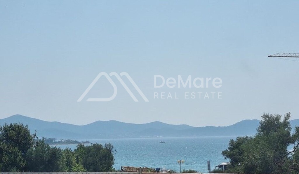 Image 6106866 - 1