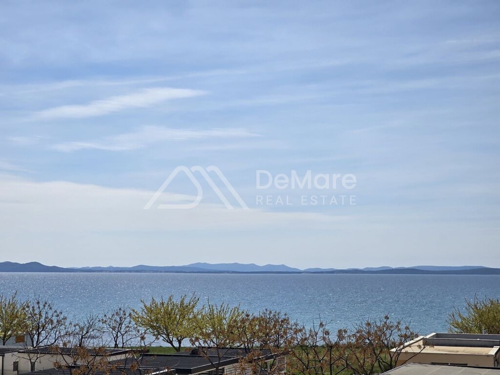 Image 6106923 - 1