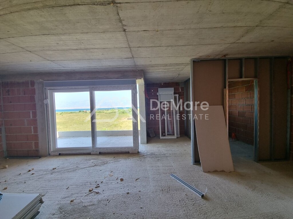 Image 6106933 - 4
