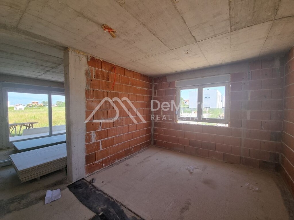 Image 6106936 - 4