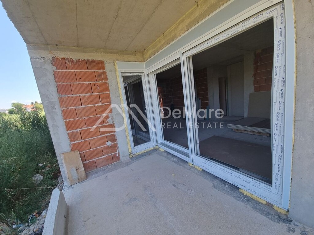 Image 6106937 - 1