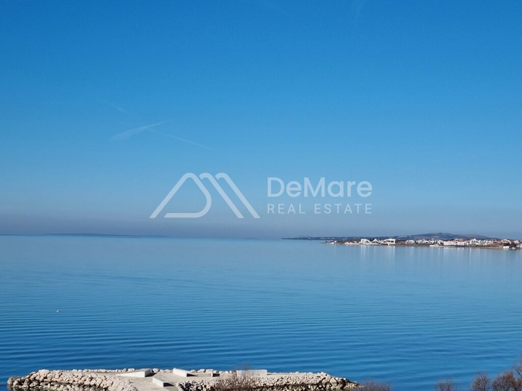 Image 6107002 - 4