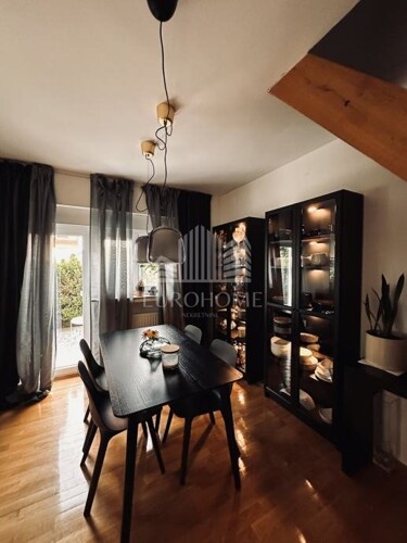 Sesvetski Kobiljak, 107.65 m2 + 360 m2 zemljista
