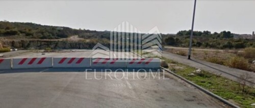 Thumbnail 6107470 - 2