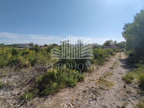 Thumbnail 6108094 - 6