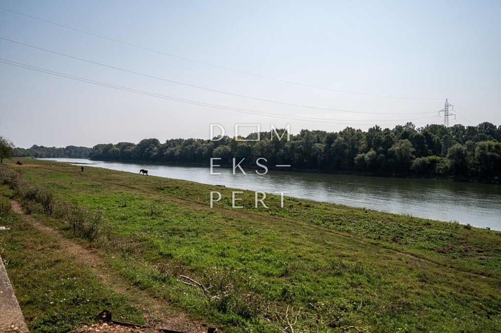 Image 6108956 - 6