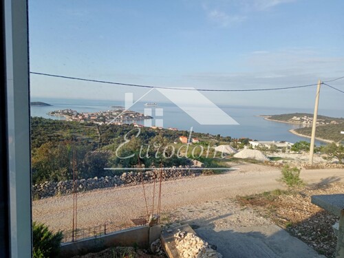 Thumbnail 6109353 - 5