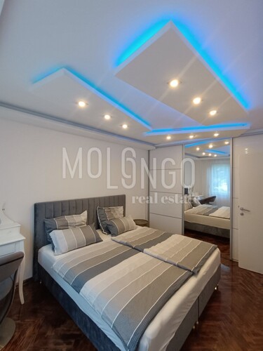 Thumbnail 6109515 - 9