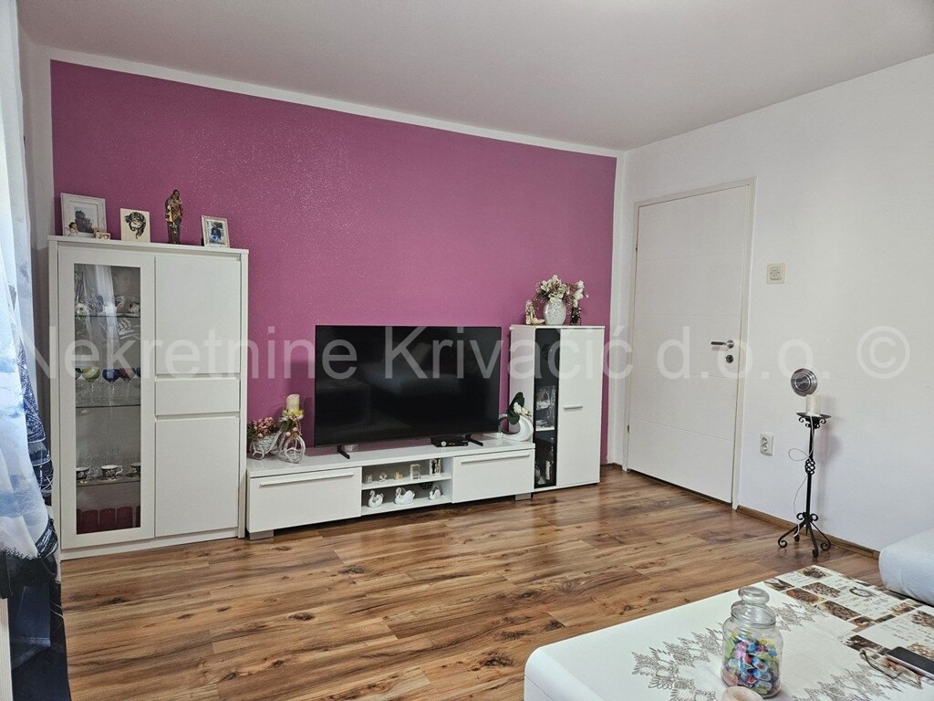Image 6117637 - 3