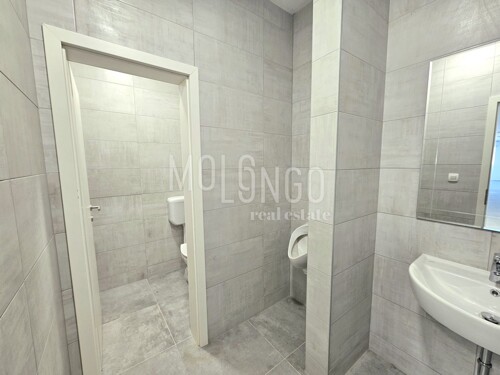 Thumbnail 6117641 - 5