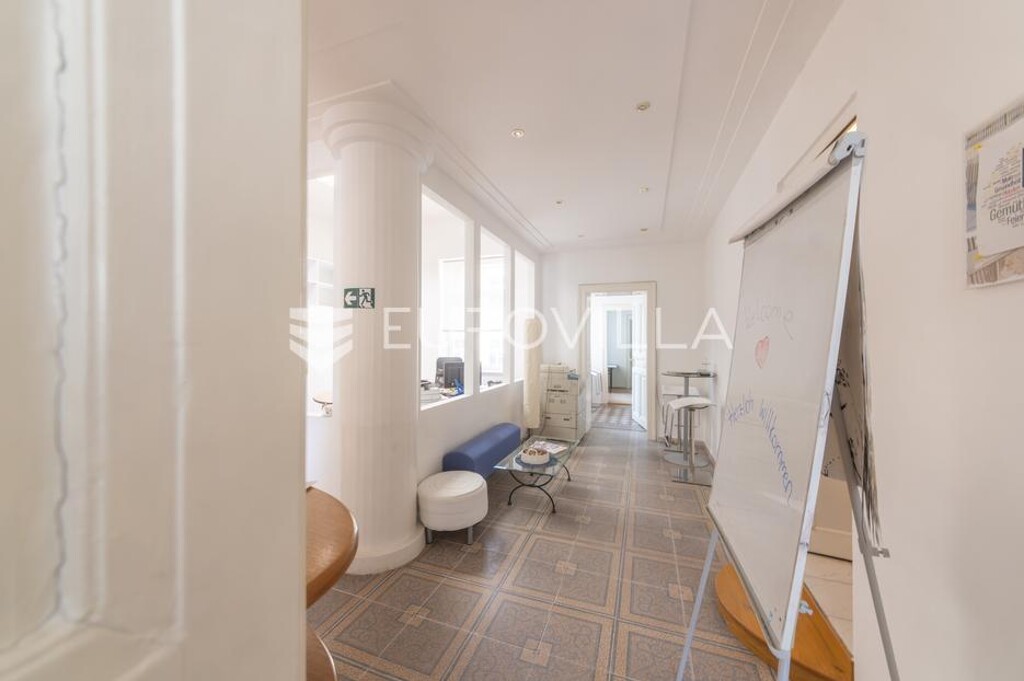 Image 6119074 - 5