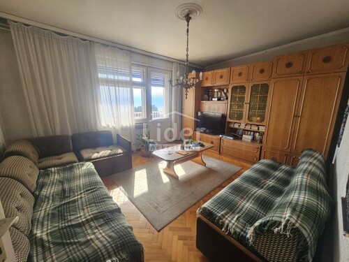 Thumbnail 6119081 - 2