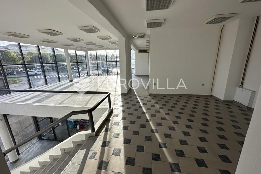 Image 6119785 - 1