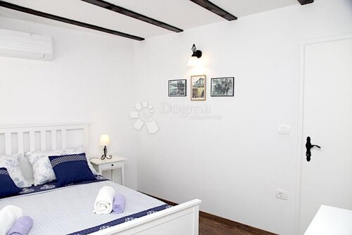 Thumbnail 6120368 - 8