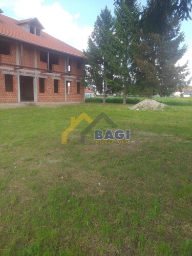 Thumbnail 6120399 - 5