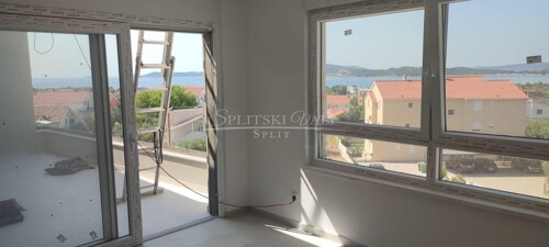 Thumbnail 6120523 - 1