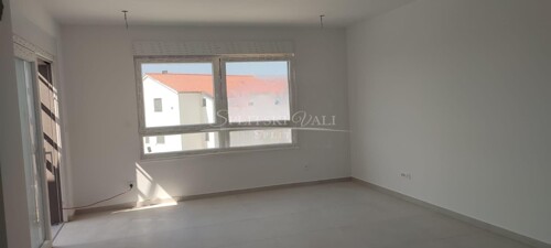 Thumbnail 6120523 - 8