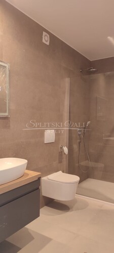 Thumbnail 6120524 - 13