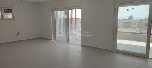 Thumbnail 6120524 - 9