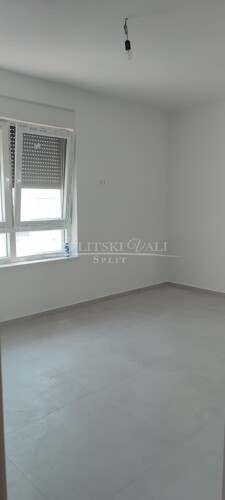 Thumbnail 6120524 - 6