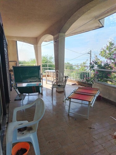 Thumbnail 6121435 - 1