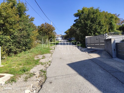 ŠMRIKA, odličan građevinski teren
