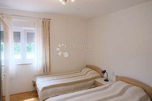 Thumbnail 6122382 - 11