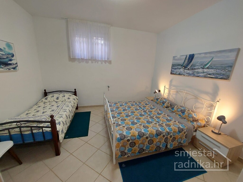 Image 6122474 - 8