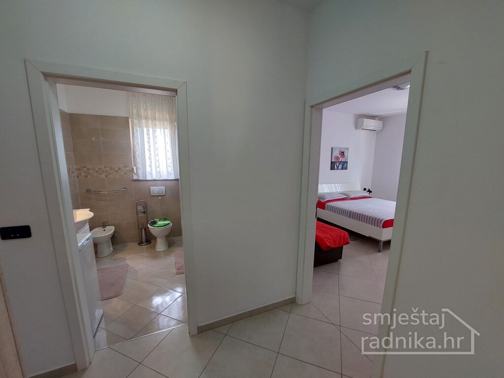 Image 6122475 - 8