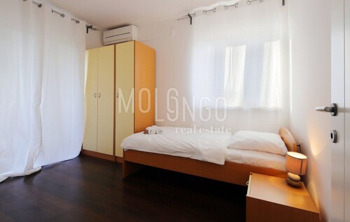 Thumbnail 6125500 - 12