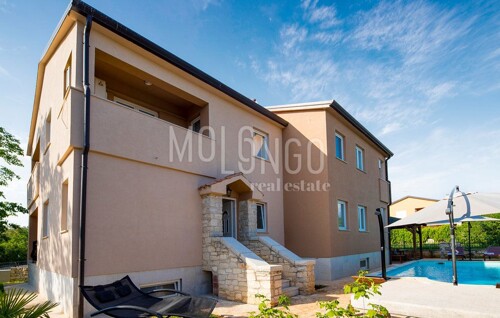 Thumbnail 6125500 - 16