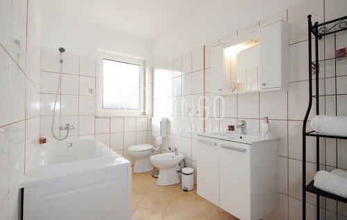 Thumbnail 6125500 - 14