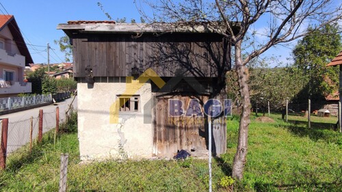 Drvena kuća - starina - Laz Bistrički