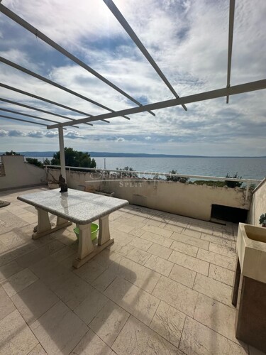 Mutogras, Kuća s panoramskim pogledom na more!