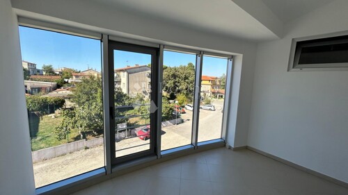 Thumbnail 6127371 - 9