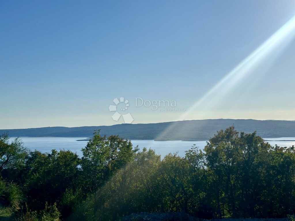 Image 6127375 - 4