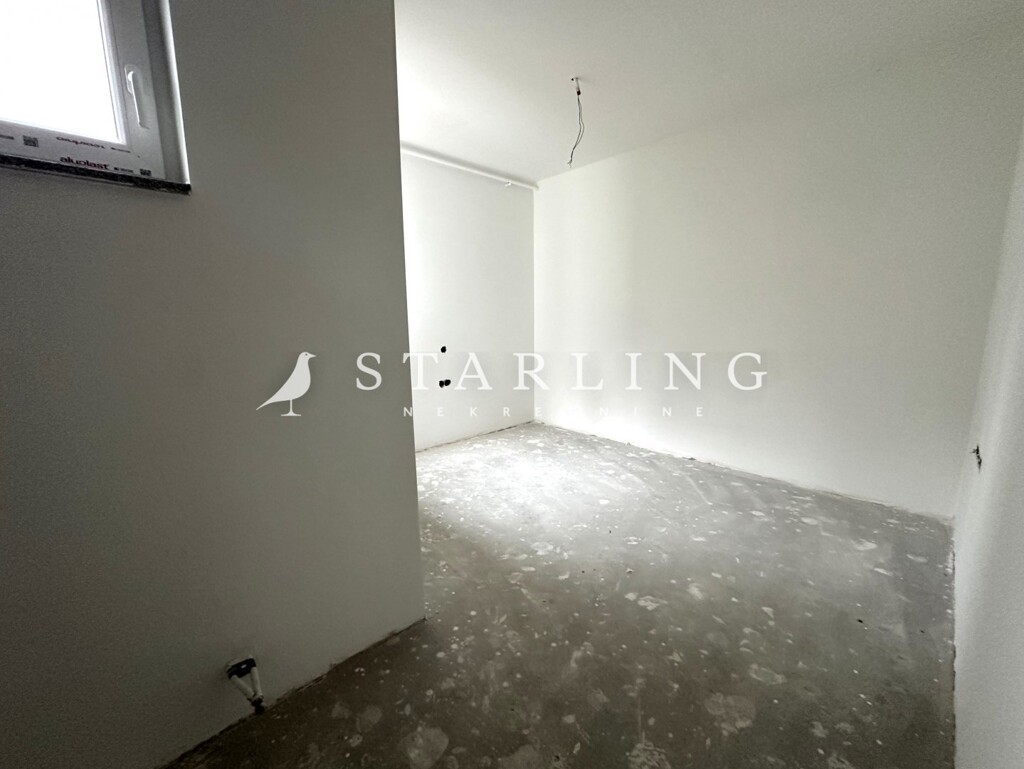 Image 6127399 - 8