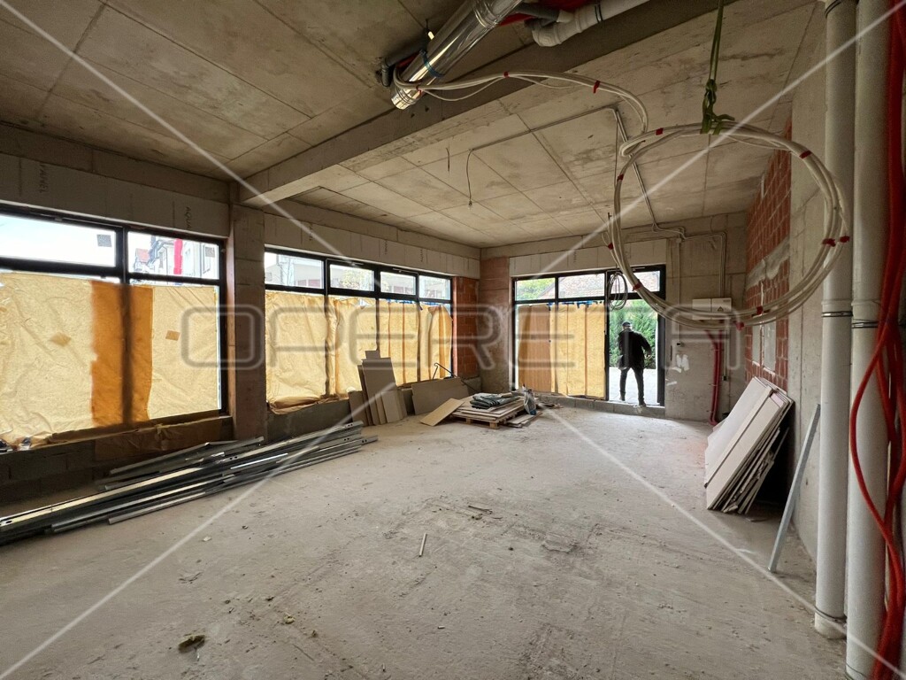 Image 6127576 - 7