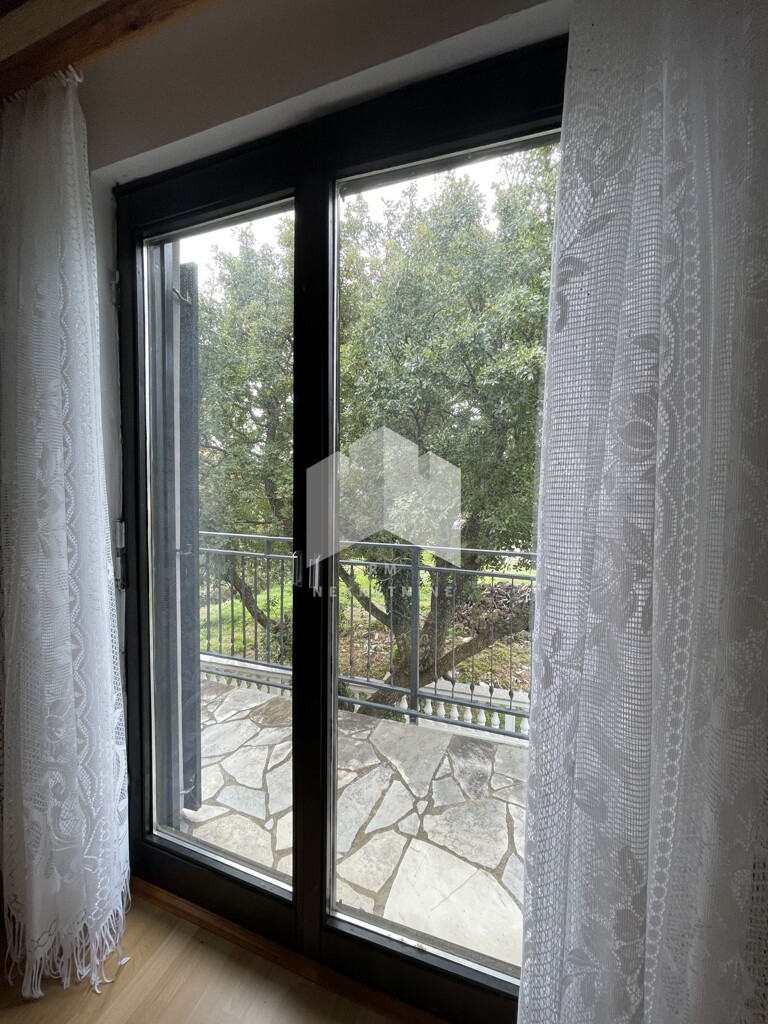 Image 6128408 - 23