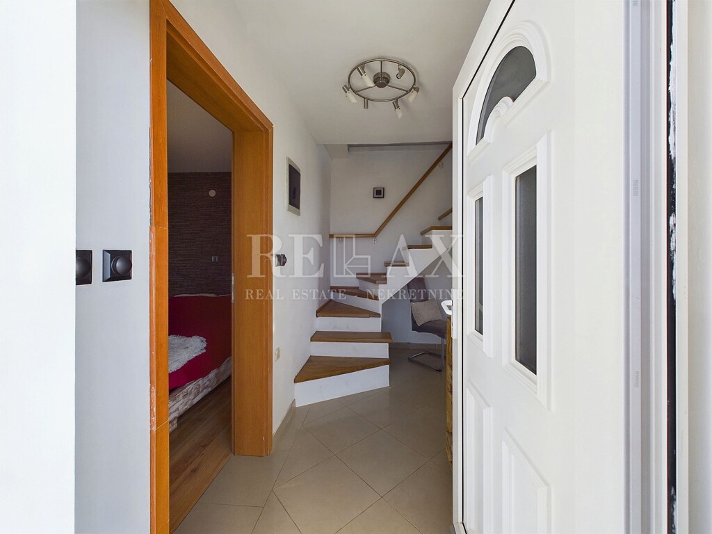 Image 6128461 - 15