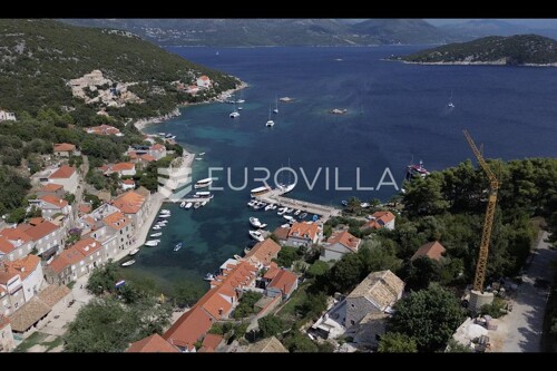 Otok Šipan, građevinsko zemljište 502 m2, drugi red do mora