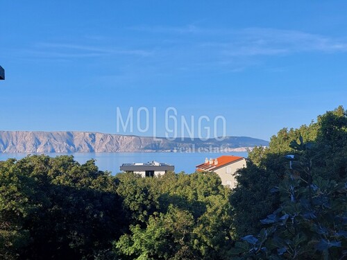 Thumbnail 6130262 - 3