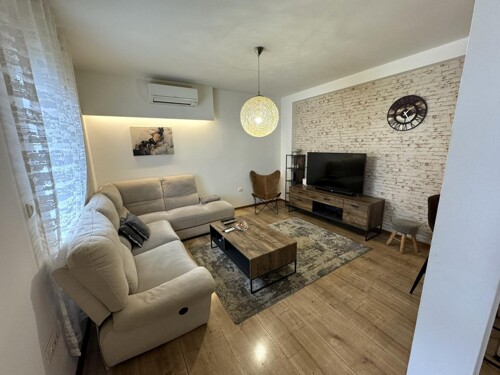 Renovirana kamena kuća u Šišanu, Istra