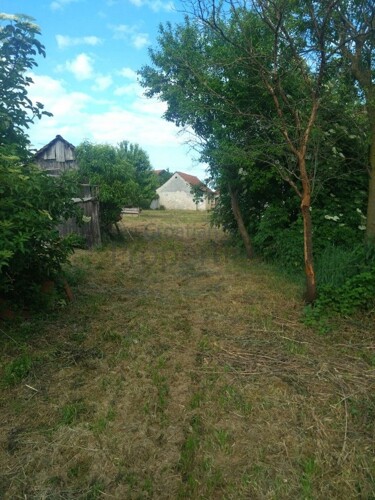HEMUŠEVEC - KUĆA ZA RUŠENJE 112m2 SA OKUĆNICOM I VOĆNJAKOM 1254m2
