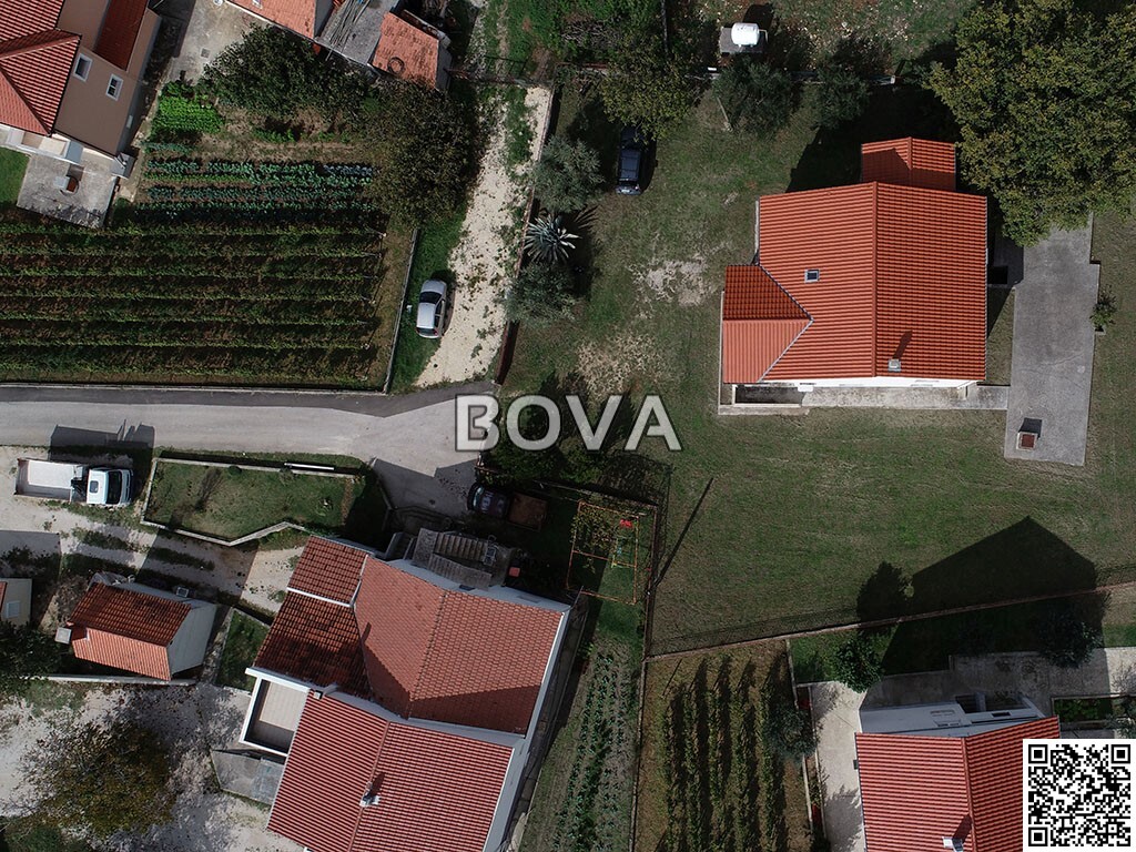 Image 6135677 - 6